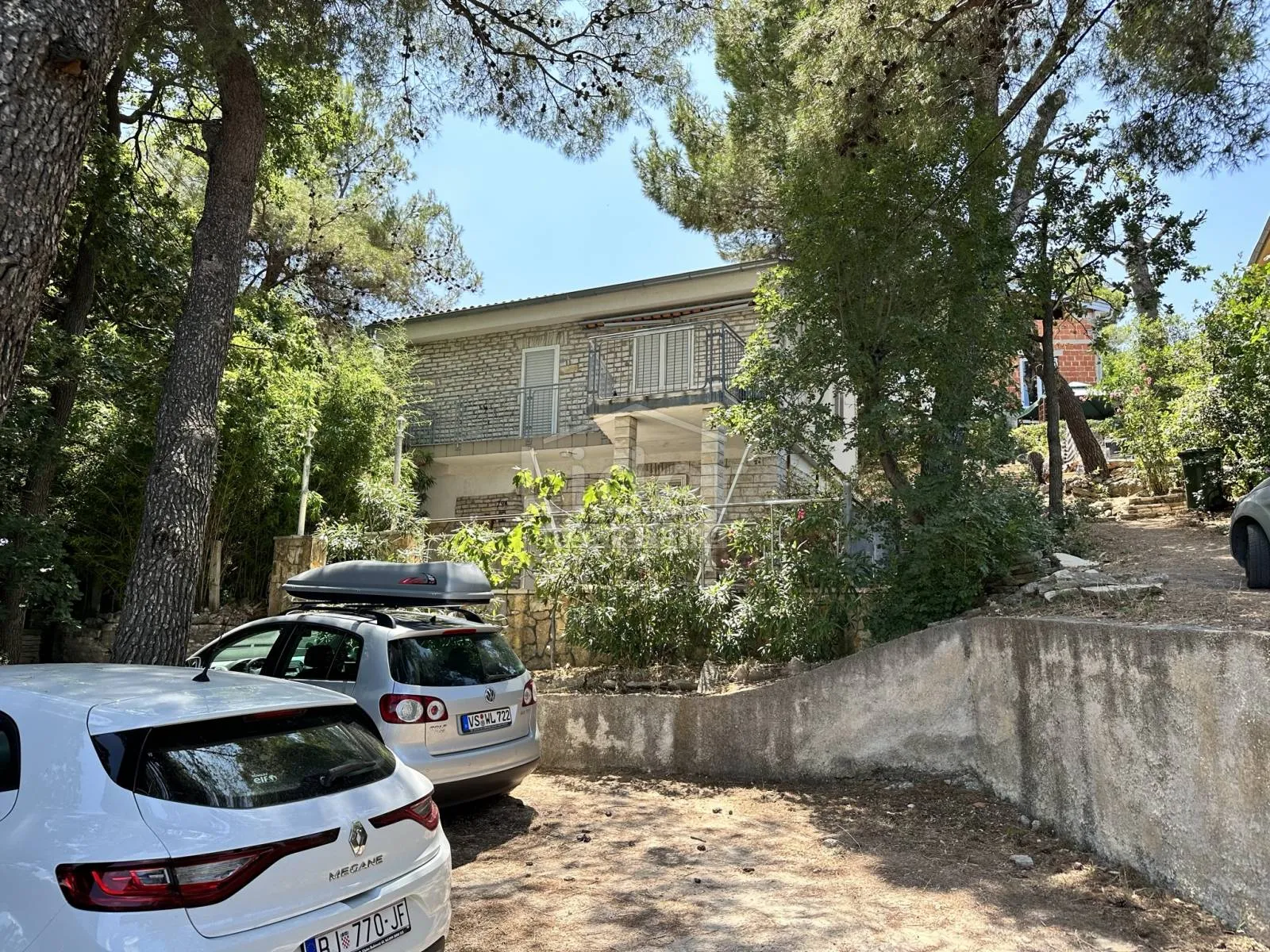 donji karin, samostojeća kuća sa dva stana prodaja - slika 36