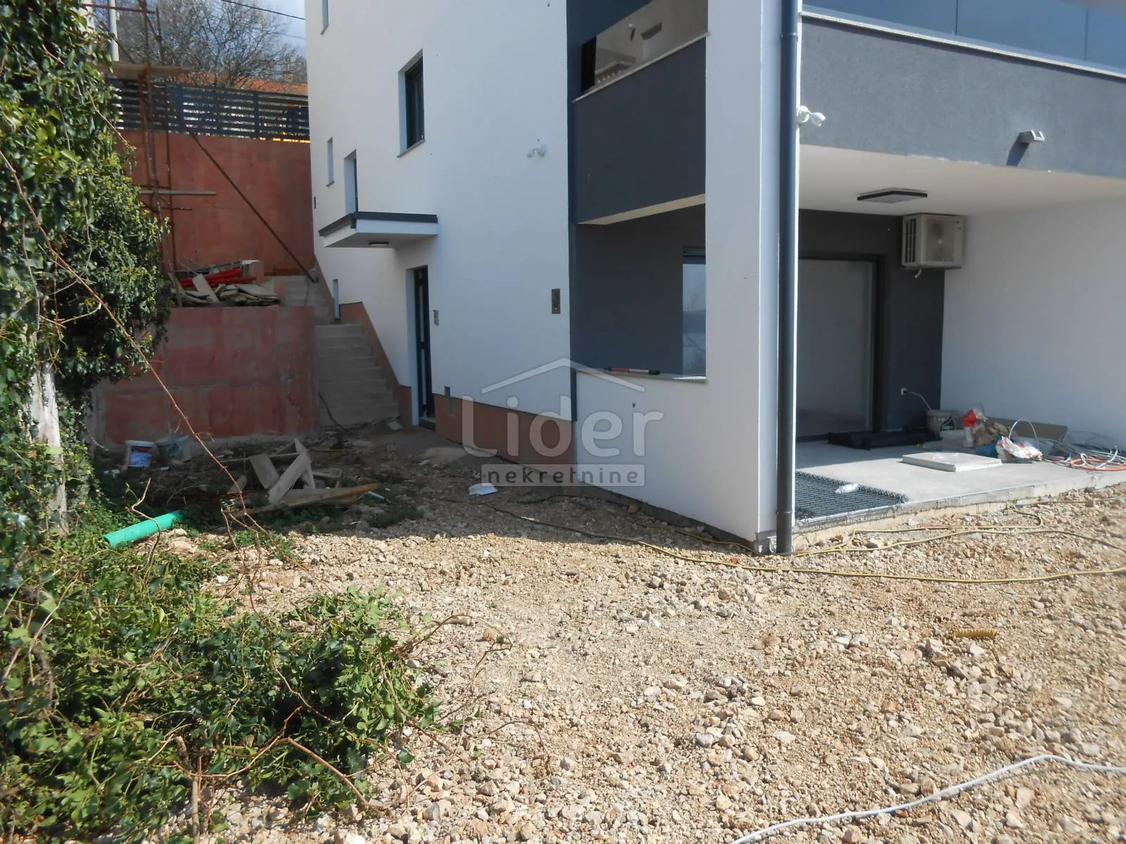 dramalj novogradnja, pogled na more + okućnica - slika 3