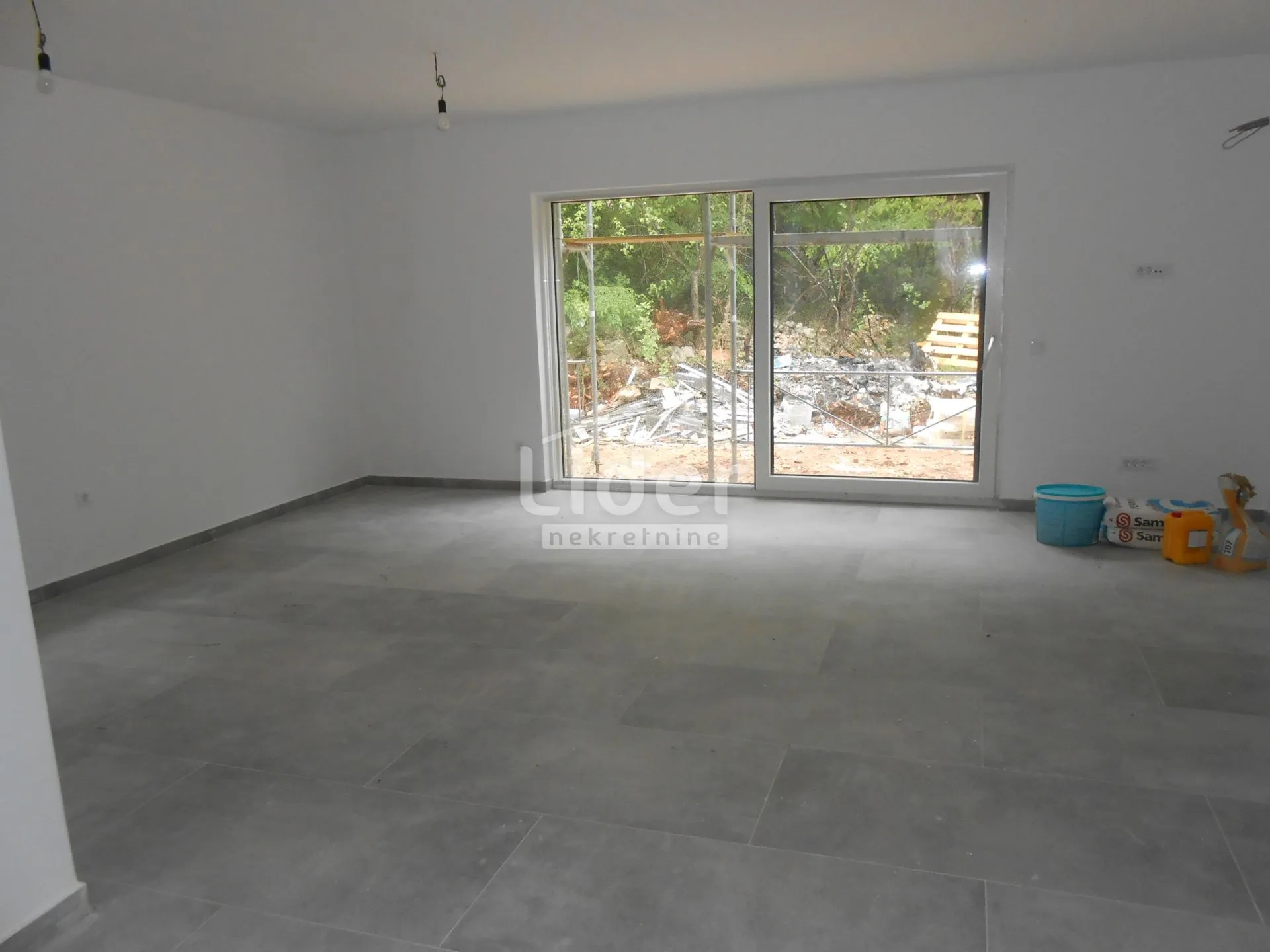 hlapa (otok krk) novi apartman s okućnicom - slika 2