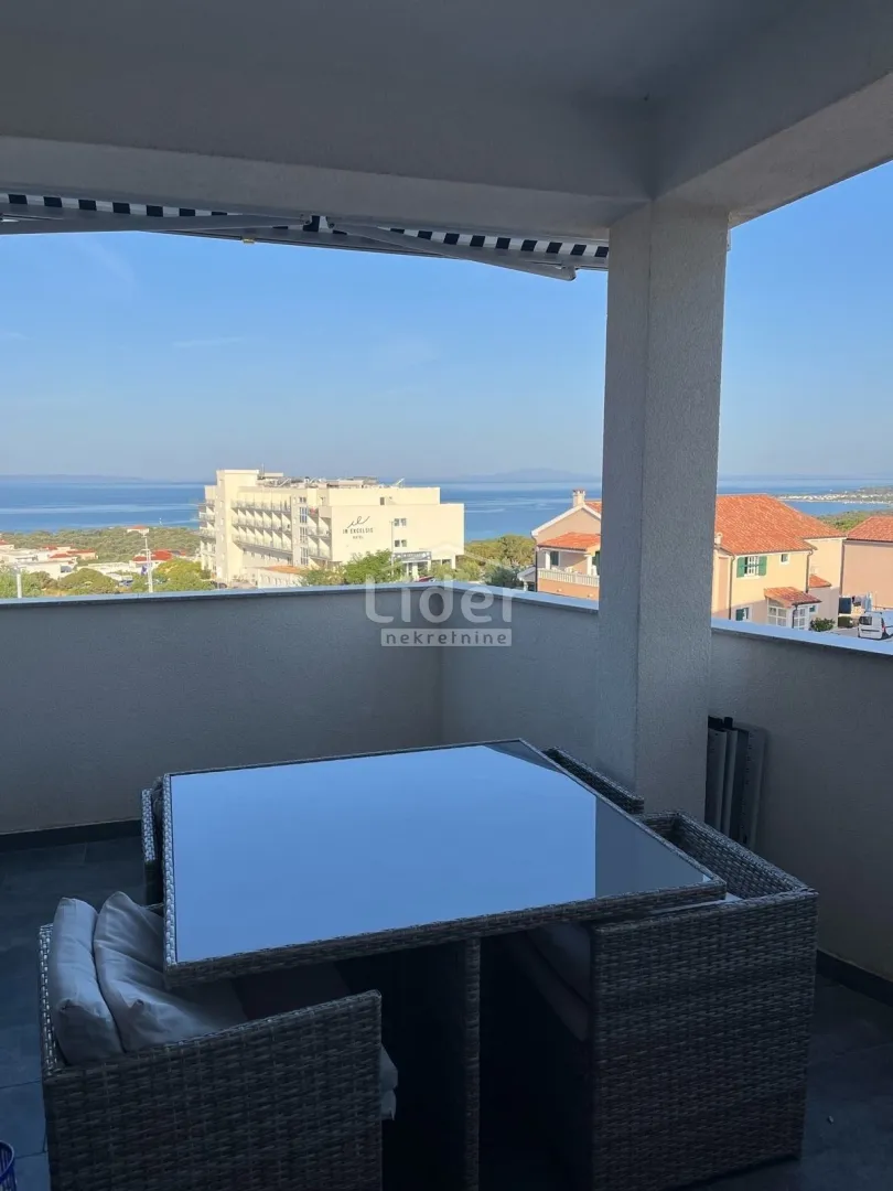 apartman 56,09m2 novalja, predivan pogled - slika 8