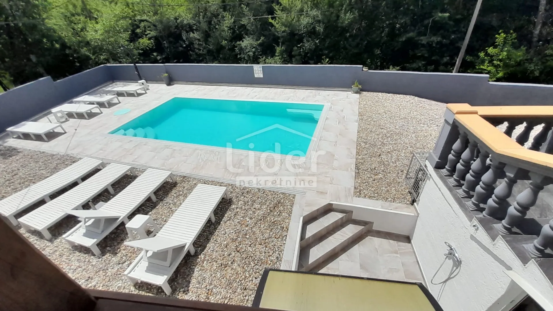 crikvenica-vila s bazenom na 3km od mora - slika 2
