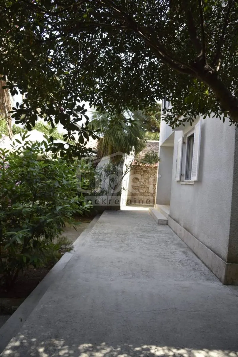 mali lošinj kuća 100m2 - slika 13
