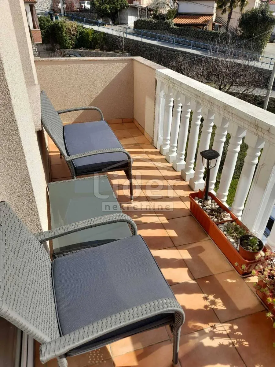 dvoetažni stan 103.5 m2, jušići - slika 13