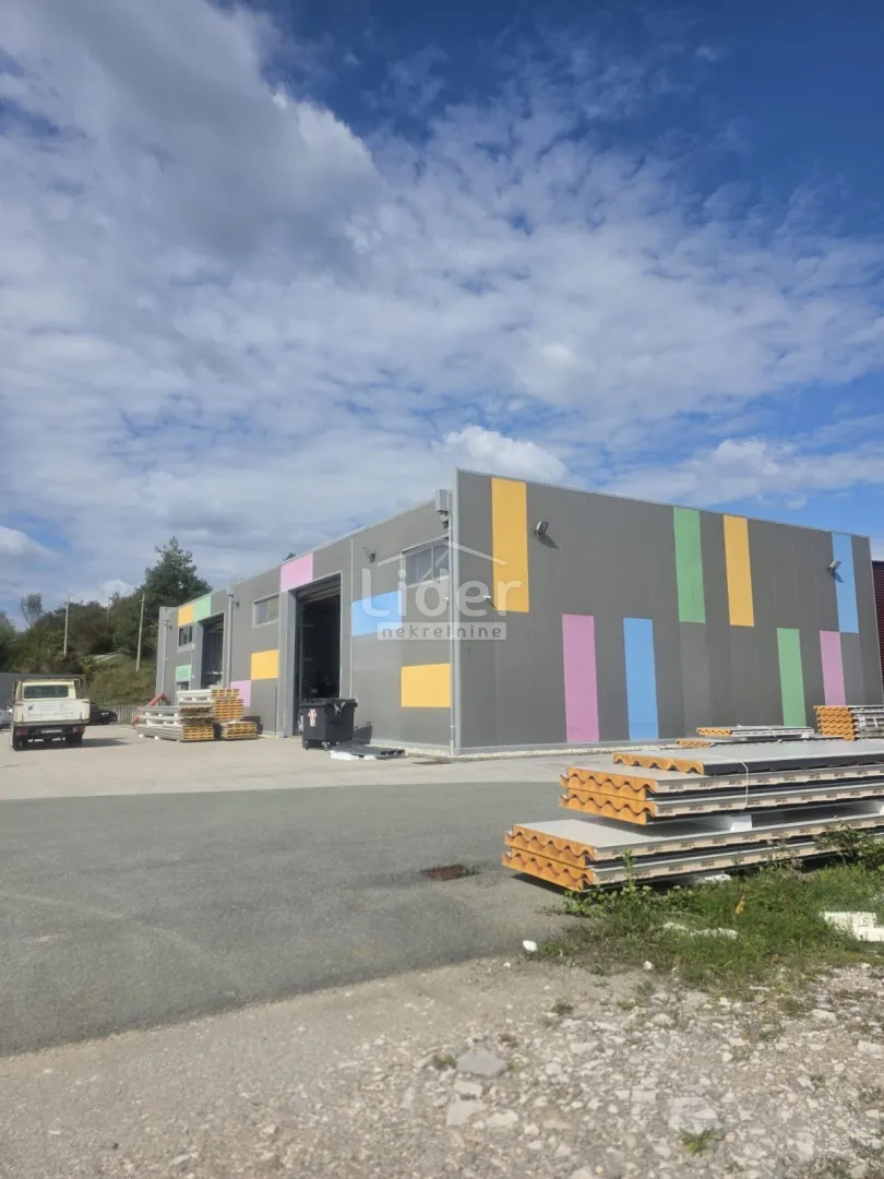 hala, 568 m2, 6.200 m2 zemljište - slika 16