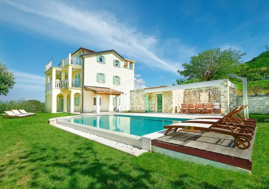 motovun villa na osami sa bajkovitim pogledom! - slika 7