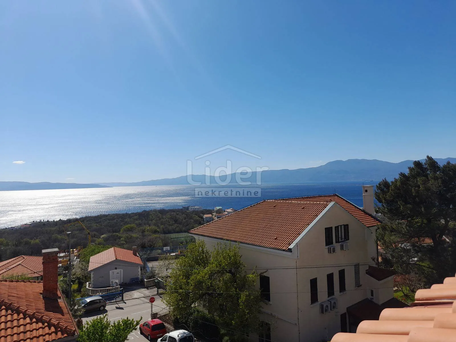 kuća kostrena roh bau sa 5 stambenih jedinica-2 stana uređena - slika 14