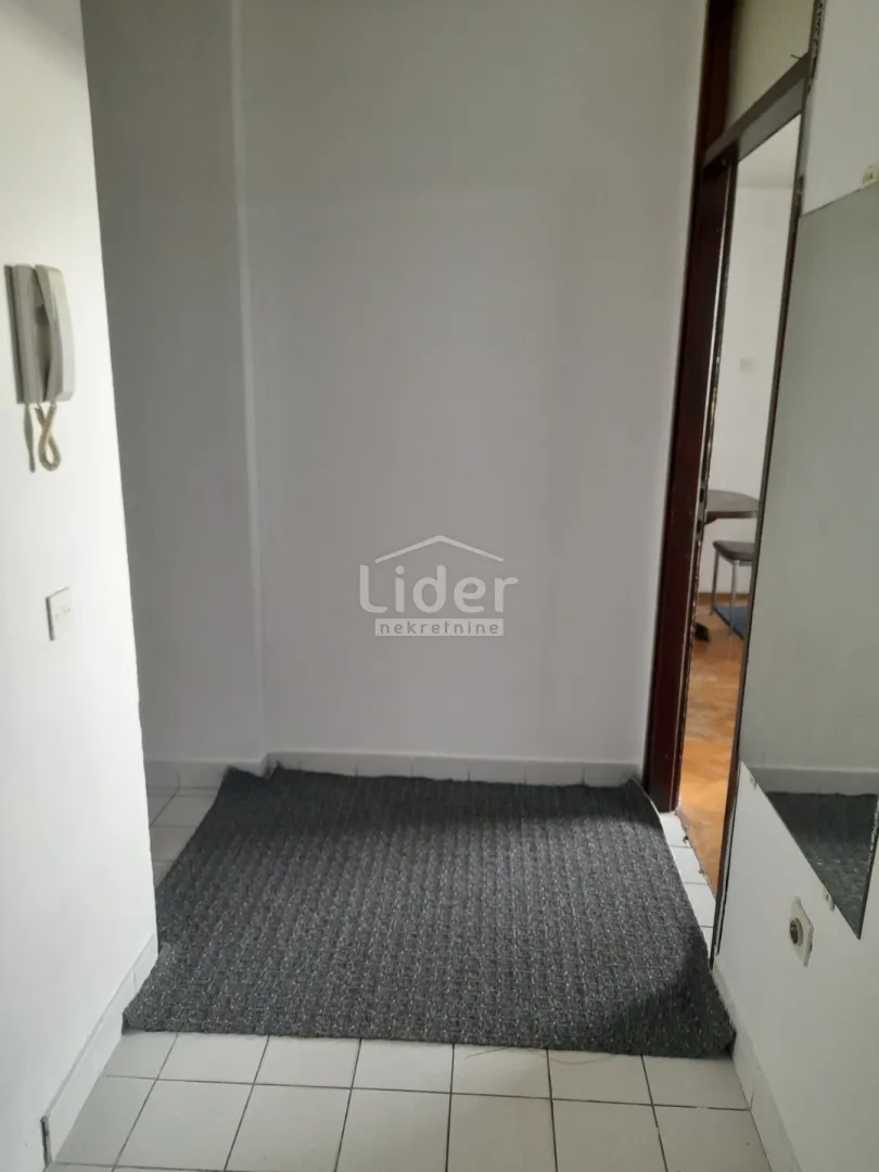 stan za radnike (8-10 osoba), 150 €/osobi - slika 12