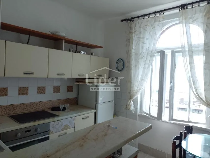 rijeka stan u blizini centra s pogledom na more - slika 5