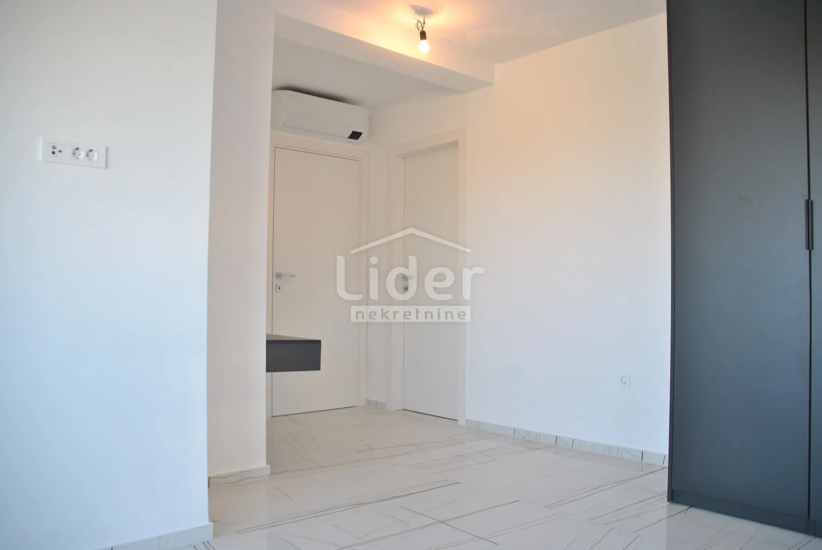 novalja, 2s+db, novogradnja 3.553 €m2, opremljeni - slika 12