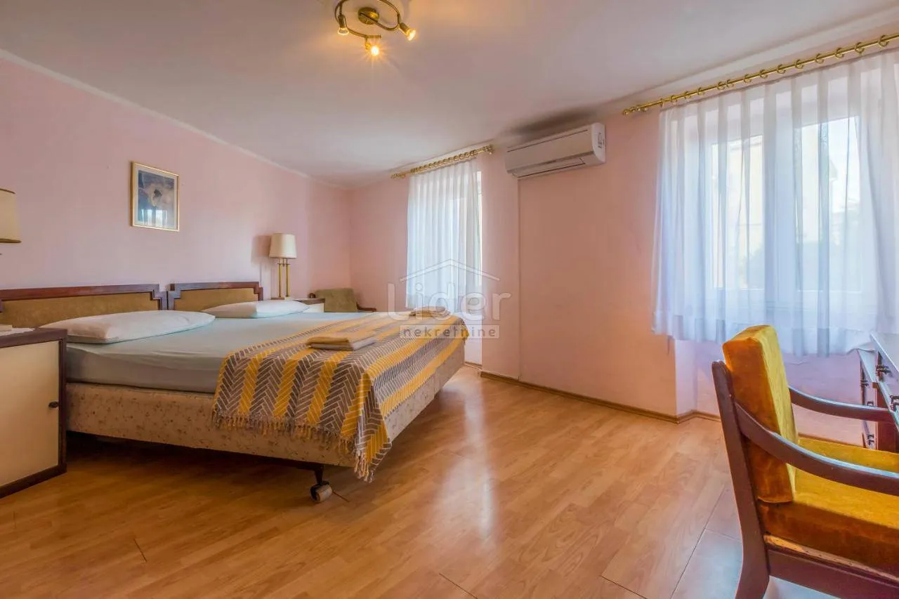 selce, kuća u centru, terasa, pogled - slika 17