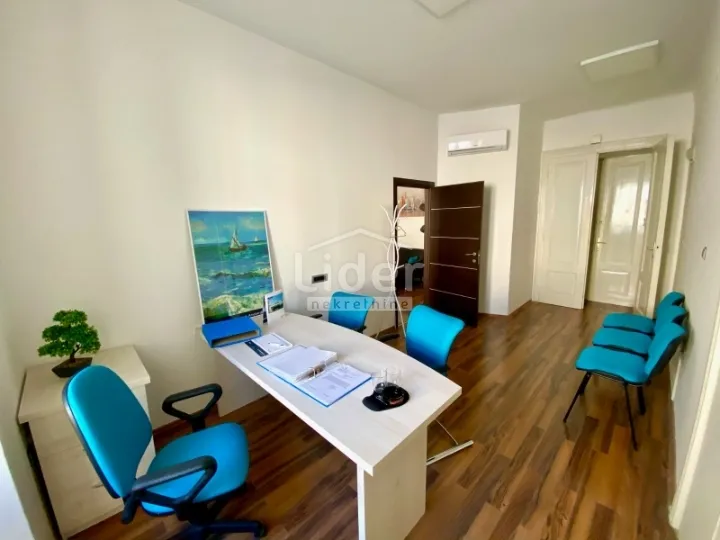 poslovni prostor 40m2 ,rijeka,centar - slika 4