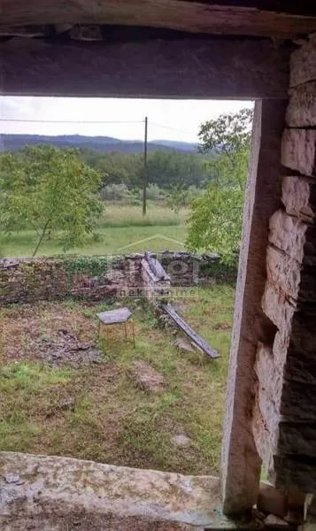 oprtalj kamena kuća s velikom okućnicom - prilika - slika 5