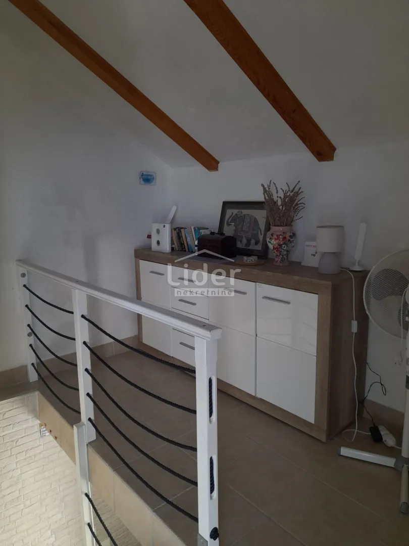klenovica (zaleđe) kuća u mirnom okruženju - slika 15