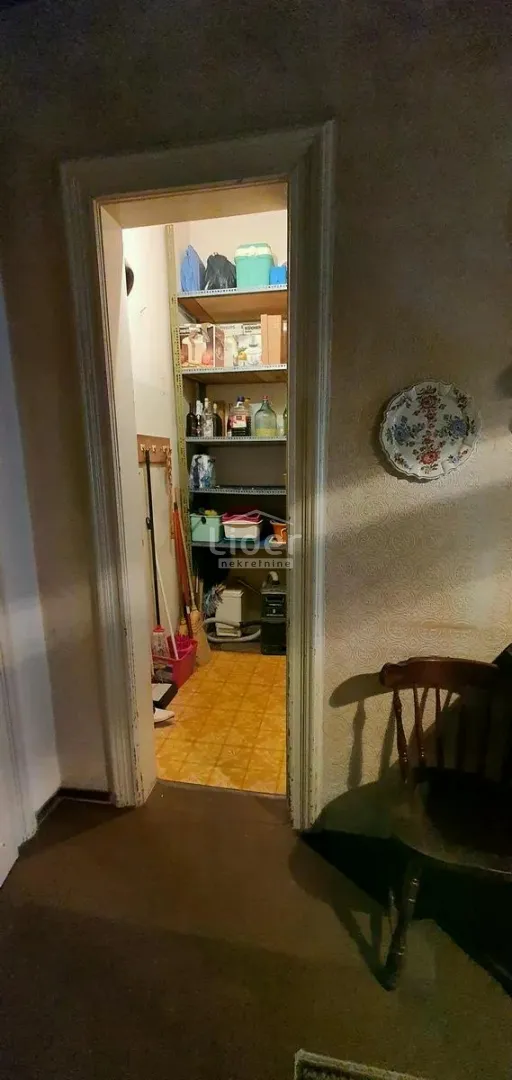 belveder, 205 m2, moguće preinaka u 2 stambene jedinice - slika 12