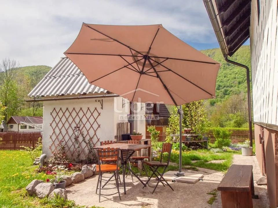 kuća-200m2,gorski kotar - slika 12