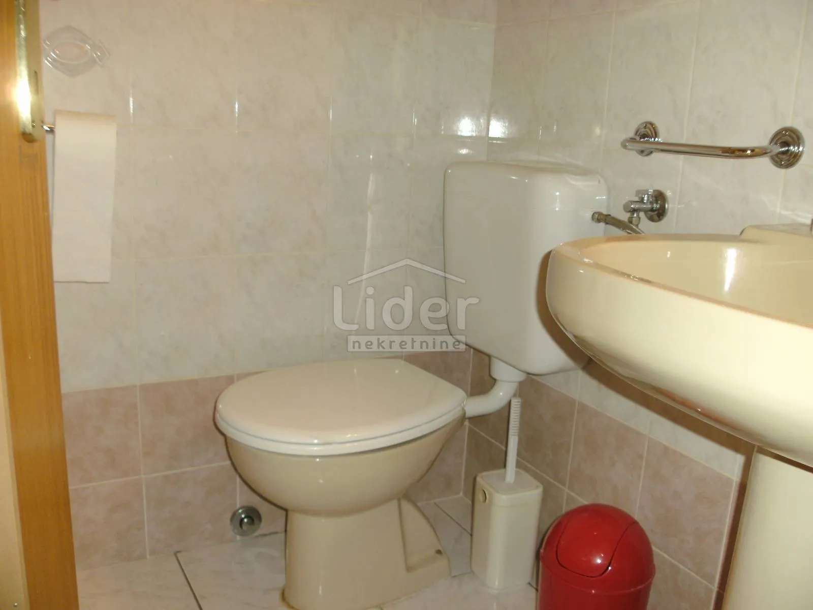 kuća crikvenica, vezana, 360m2 - slika 17