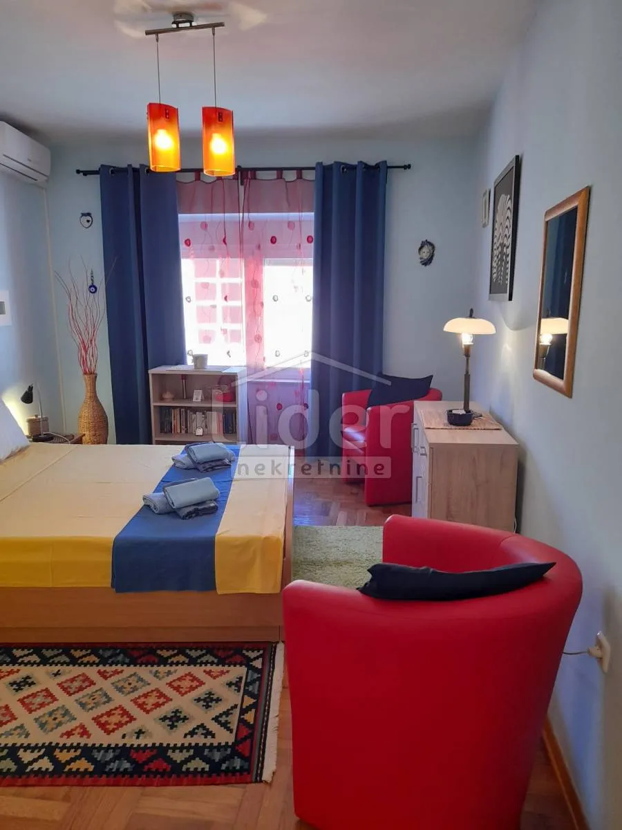 crikvenica kuća u nizu u centru grada - slika 23
