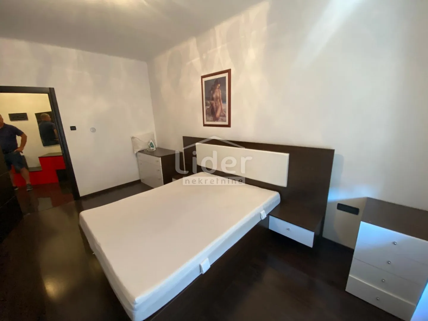 belveder, uređen i useljiv stan od 62,53m, balkon, 3.kat - slika 9