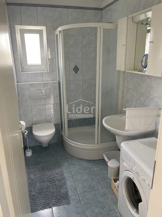 otok krk ,soline-apartman drugi red od mora 1sb+db - slika 6