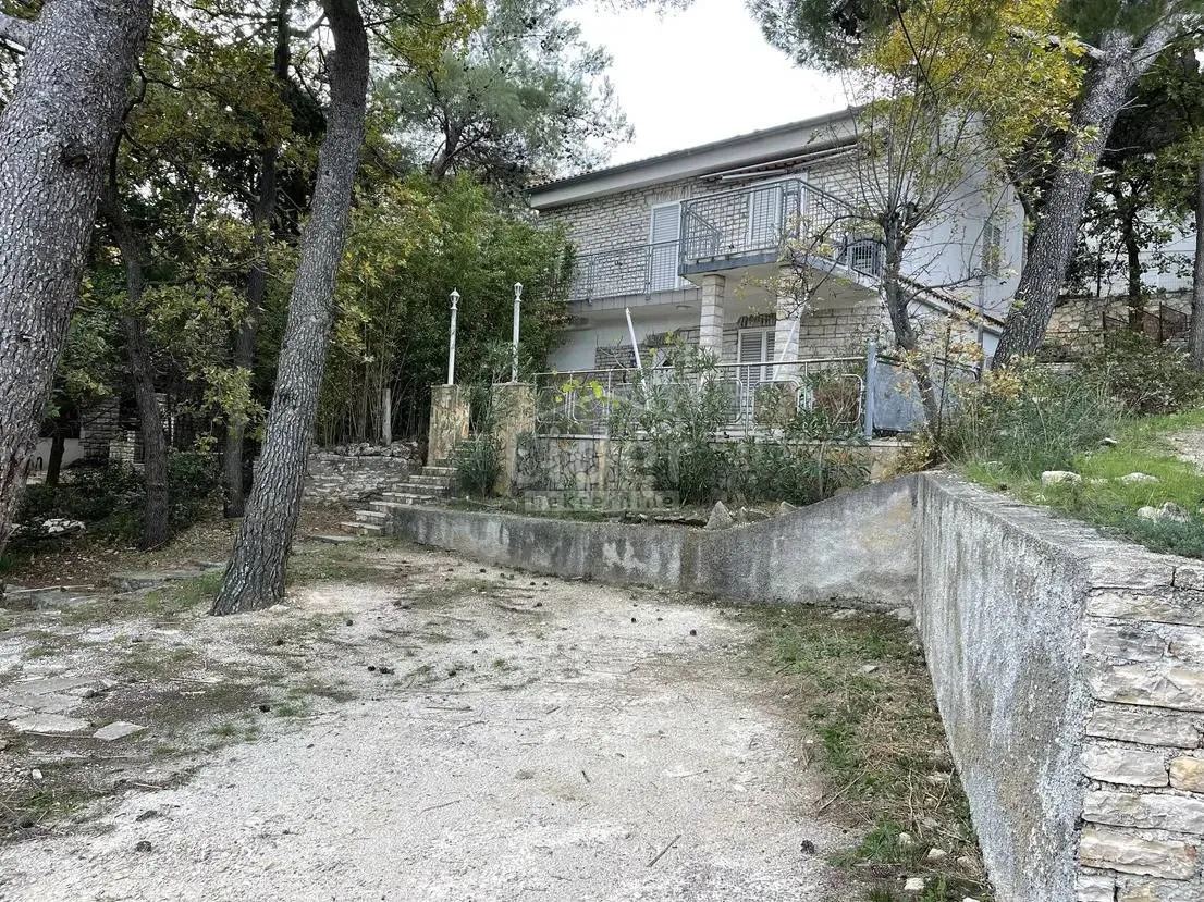 donji karin, samostojeća kuća sa dva stana prodaja - slika 18