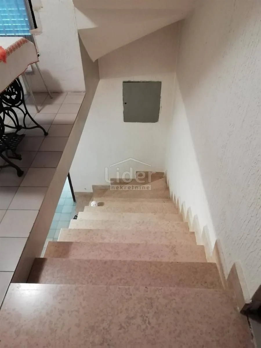 samostojeća kuća, grižane, 300 m2 - slika 8