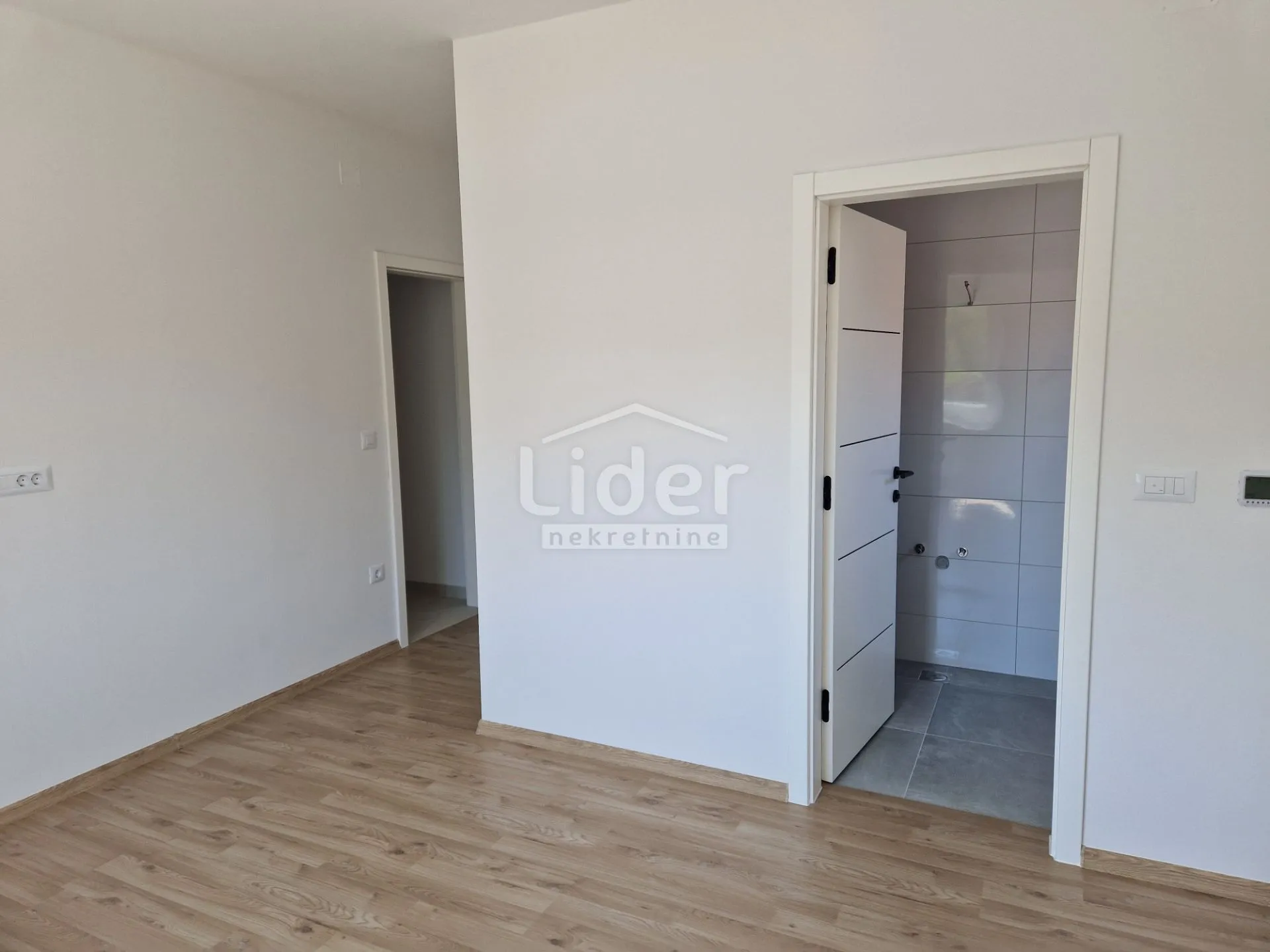 apartman u novogradnji u banjolu - slika 6
