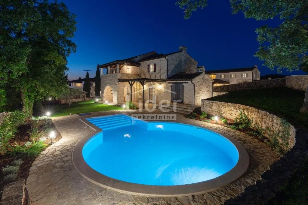 Istra, Čarobna Villa, Bazen, - Muntrilj, Tinjan