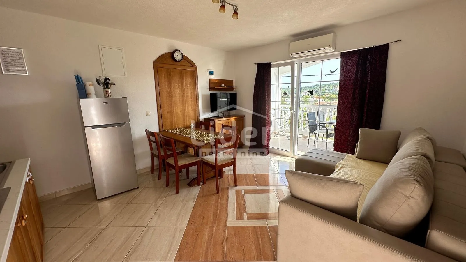 kuća u loparu sa 4 apartmana u blizini plaže - slika 18