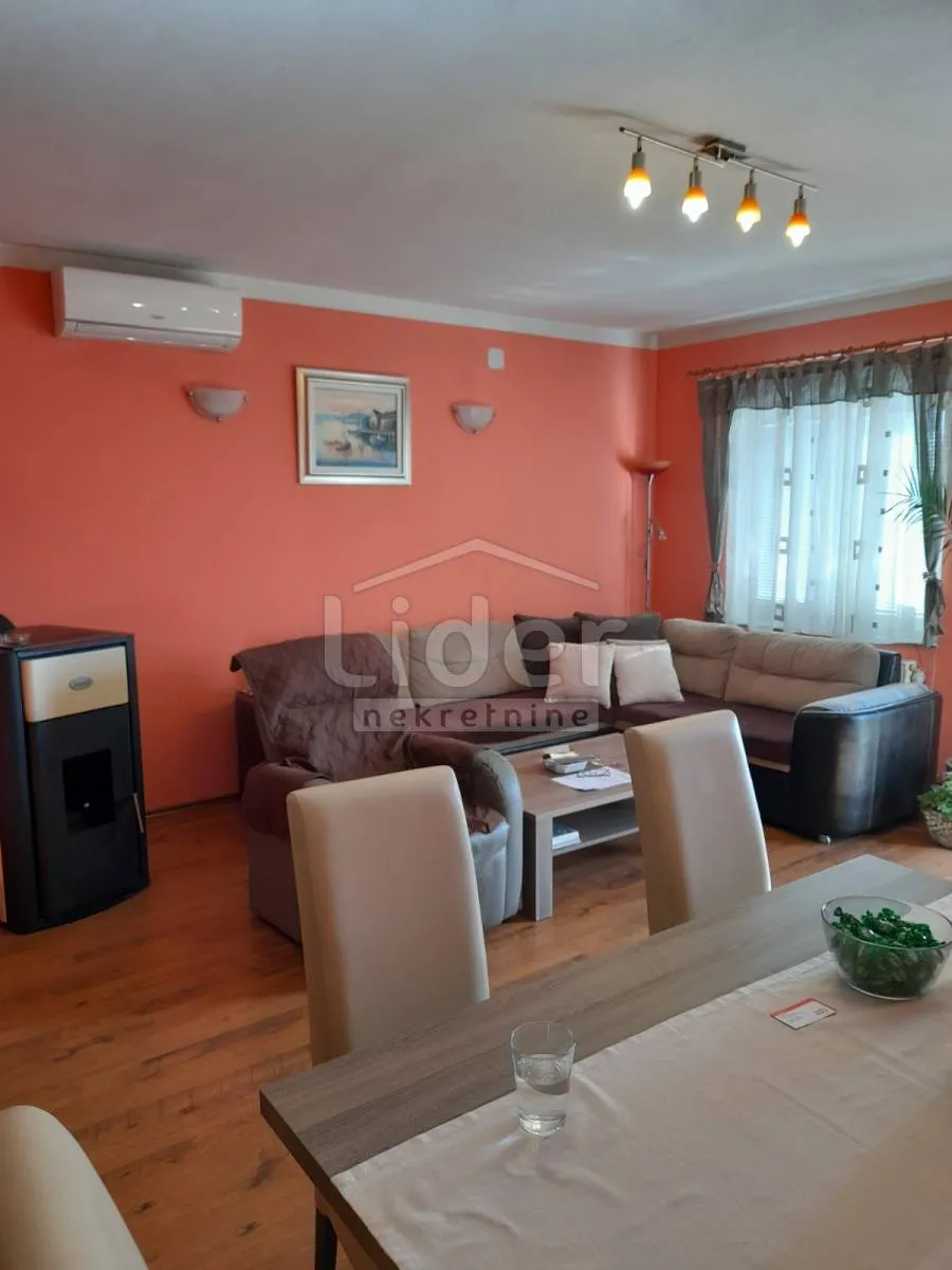 dvoetažni stan 103.5 m2, jušići - slika 8
