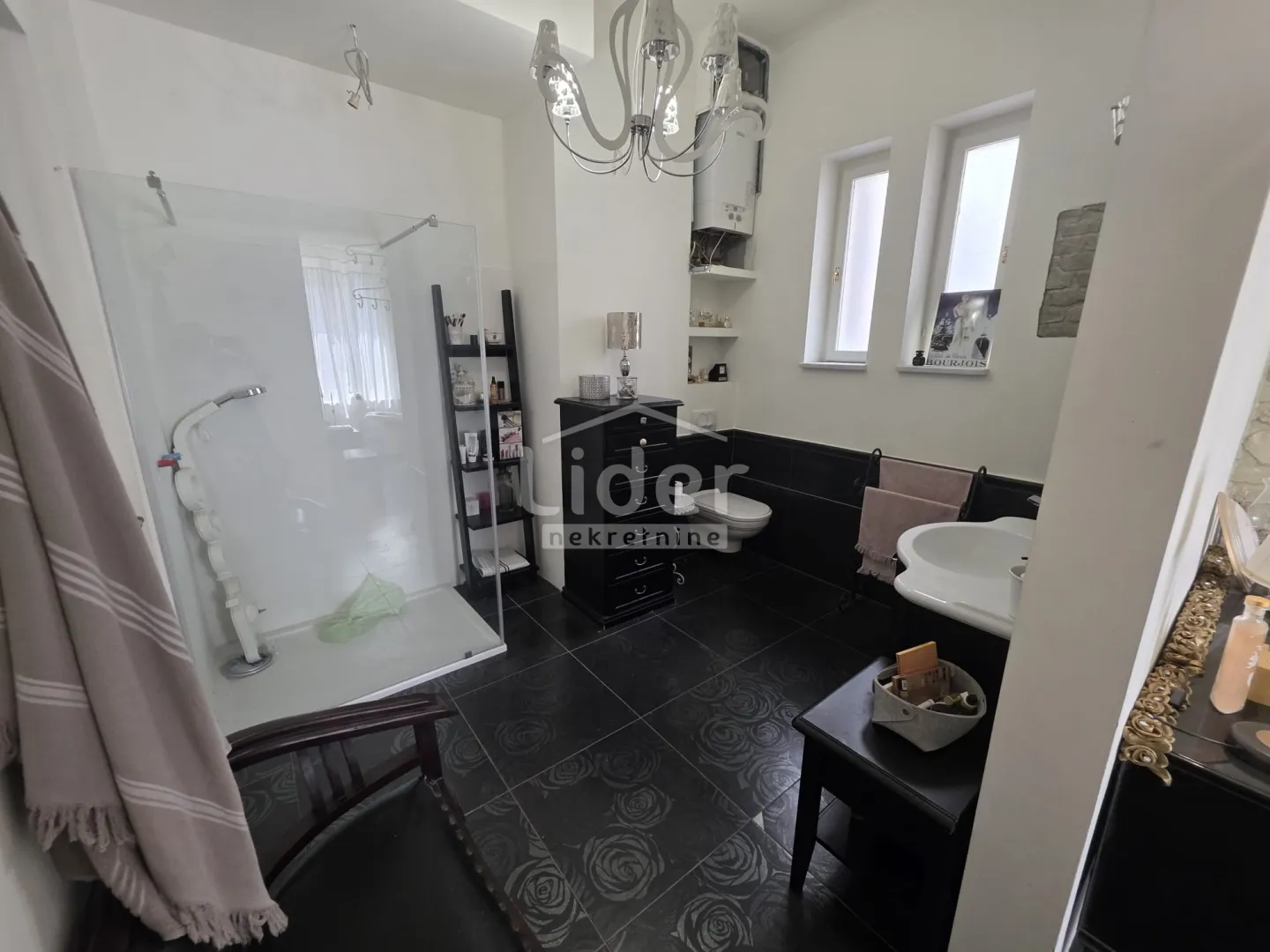 centar, 200m2, 4s+db, dizajnerski građanski stan - slika 57