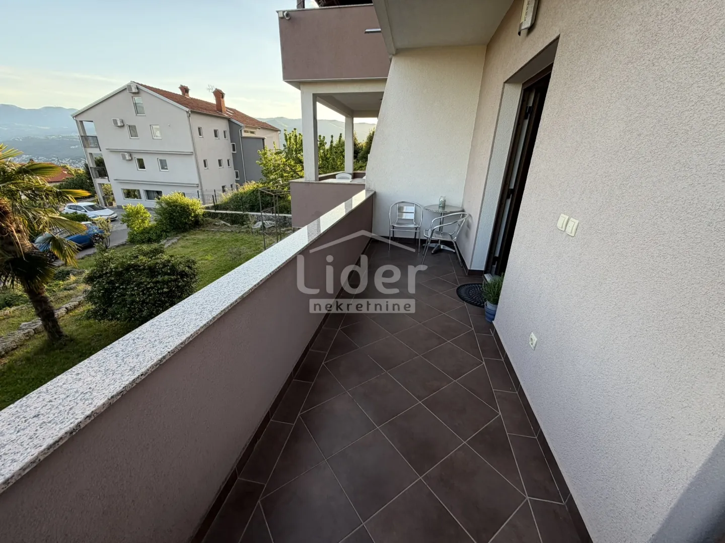 poslovni prostor 30m2 na mirnoj lokaciji iznajmljujemo - slika 14
