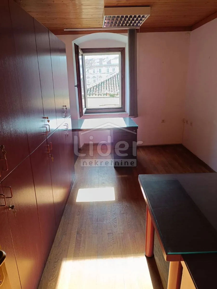 rijeka, centar 130 m2, uredi - slika 3