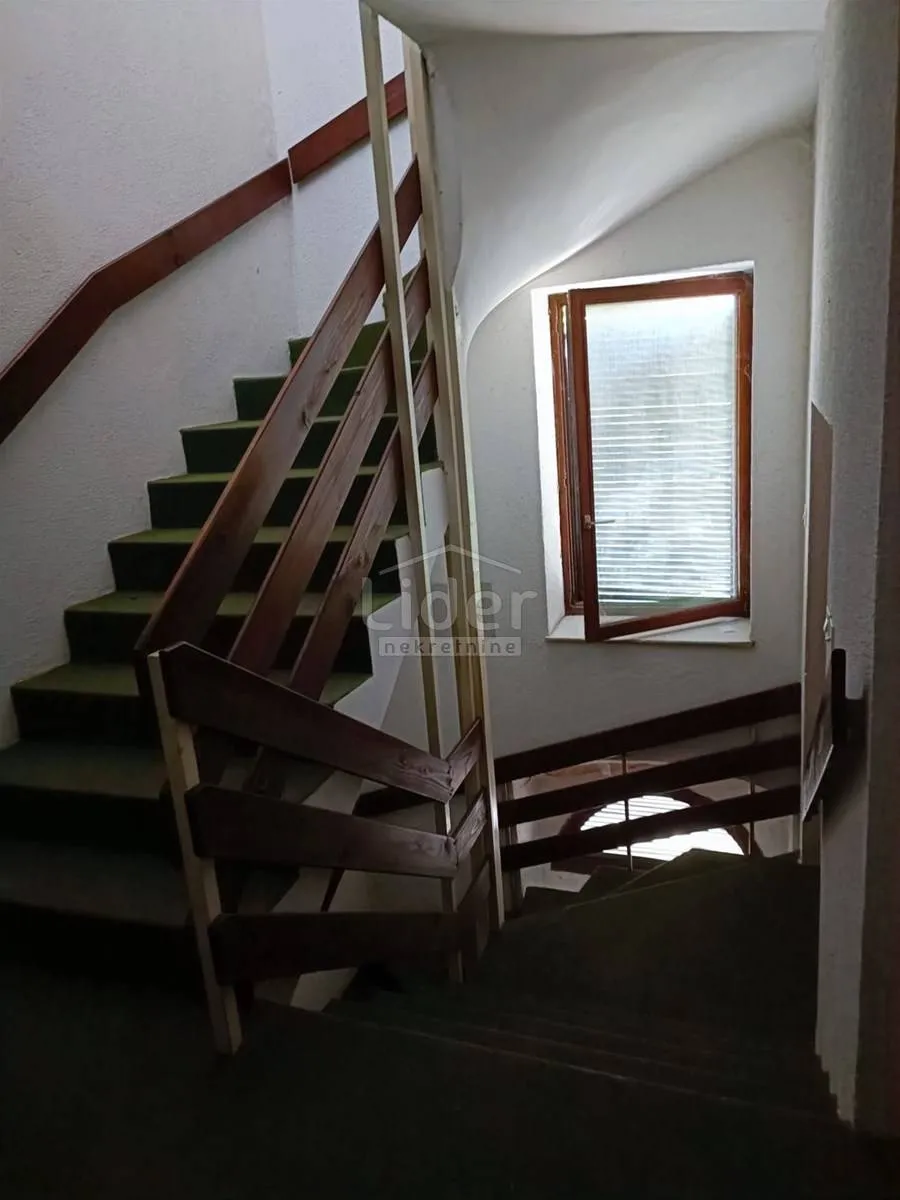 vila, novi vinodolski, 450 m2 - slika 12