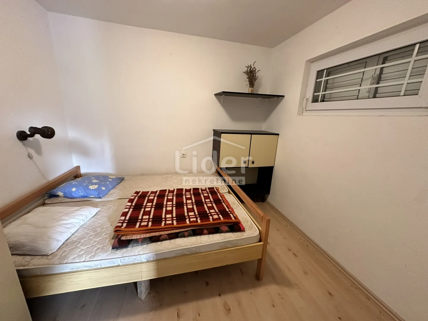 kruševo, kuću na samo 40m od mora prodajemo - slika 10