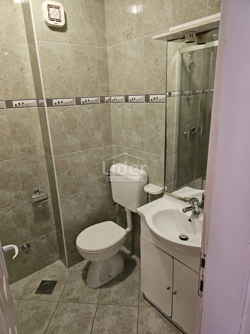 novalja, 100 m od mora, balkon - slika 8