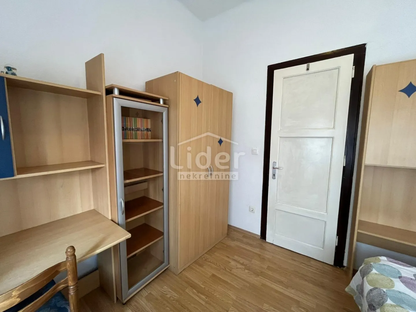 potok-3skl stan za najam 80m2 - slika 3