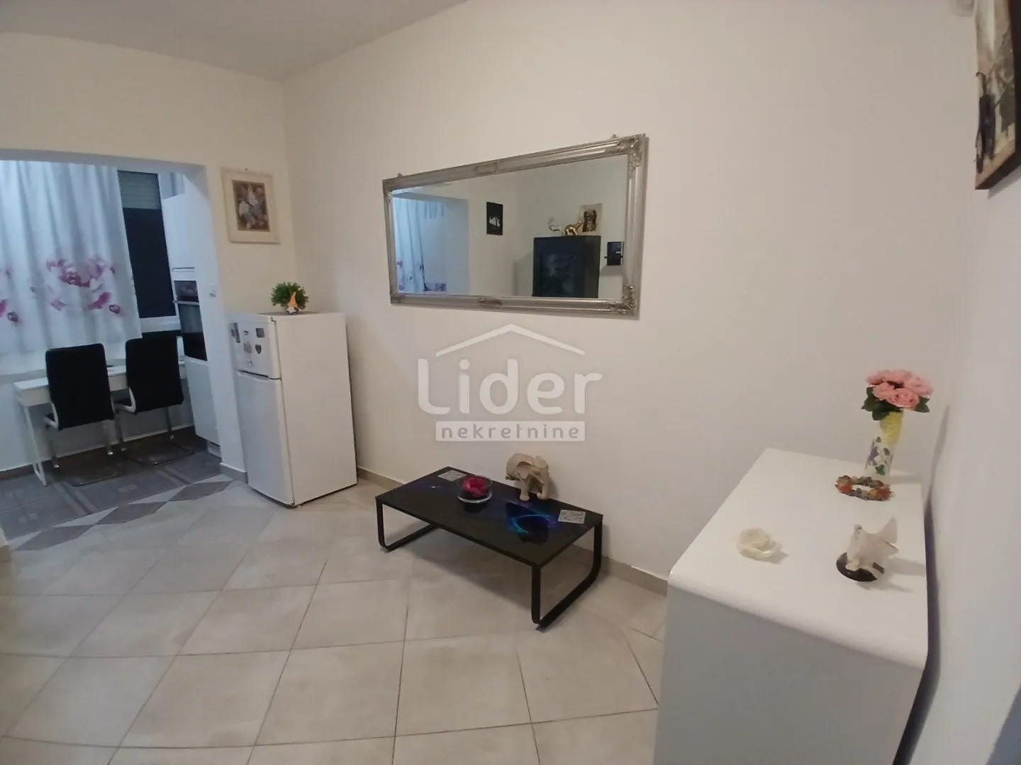 pehlin, 30m2, 1s + db stan za najam - slika 7