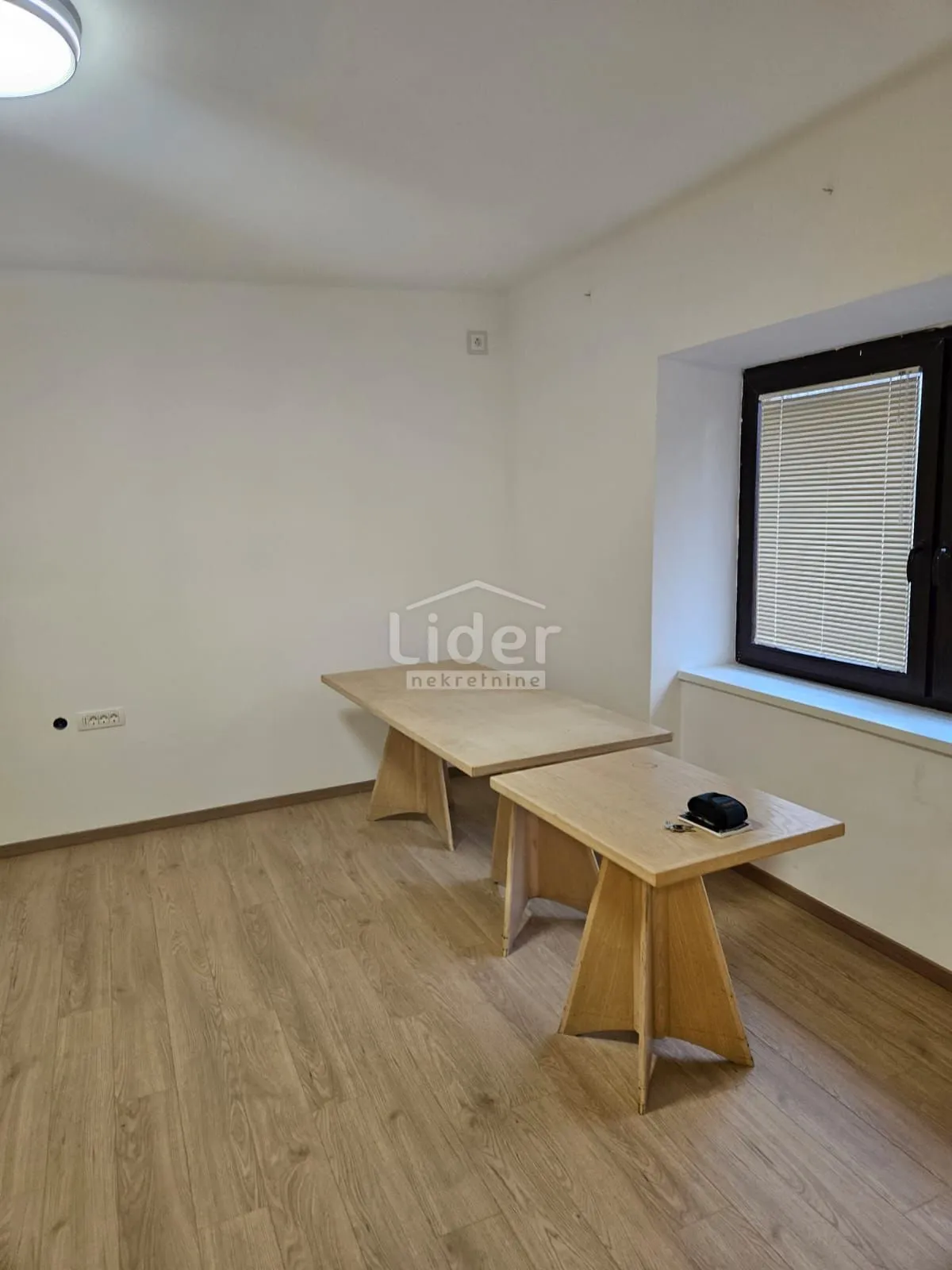kuća gorski kotar, vrata, 300m2 - slika 10