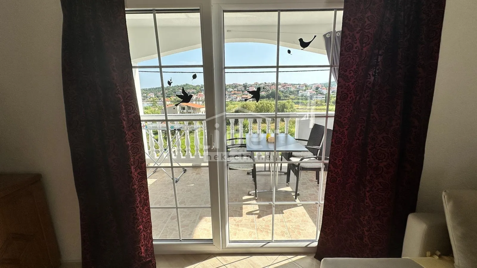 kuća u loparu sa 4 apartmana u blizini plaže - slika 4