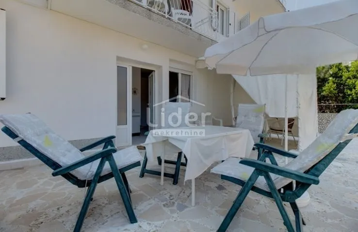 mali lošinj-kuća s pogledom na more i grad - slika 2