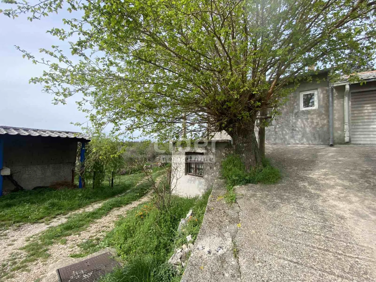 Hreljin-Kuća 100m2,okućnica - Hreljin, Bakar