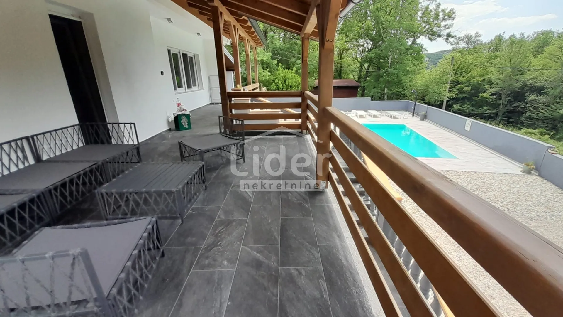 crikvenica-vila s bazenom na 3km od mora - slika 16