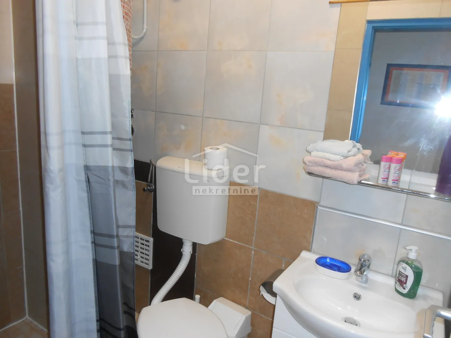 grižane kuća s 4 apartmana + bazen, sauna, jacuzzi - slika 37