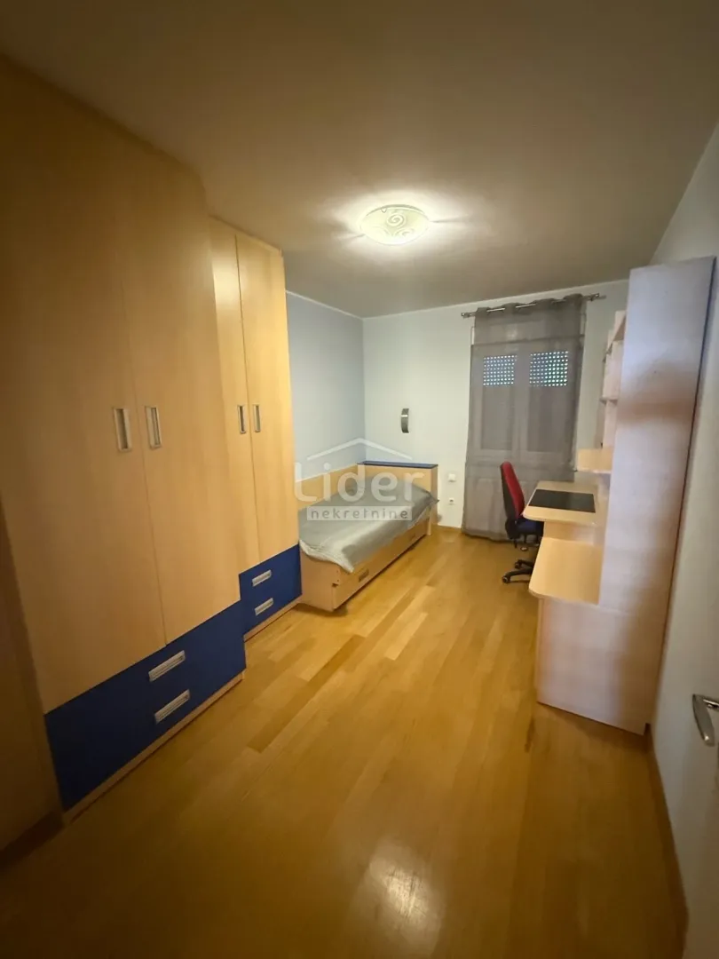 srdoči-4s+db, garaža, 2 parkirna mjesta - slika 14
