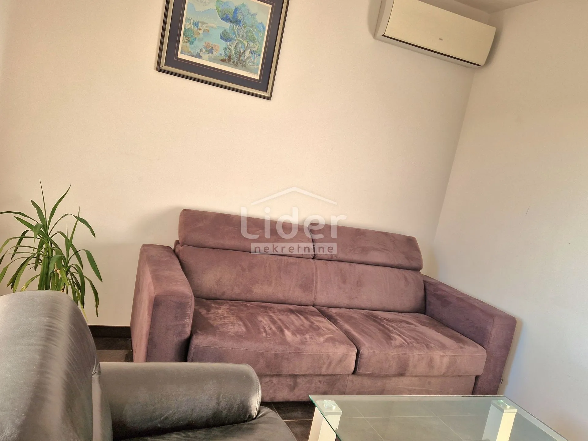 barbat, stan u zgradi 95m2 - slika 4