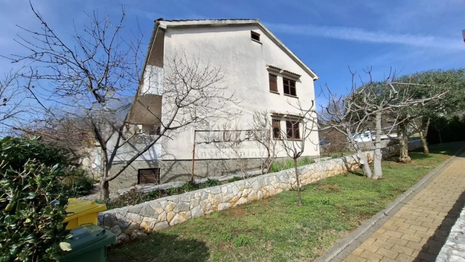 kostrena - kuća za adaptaciju po želji - slika 1