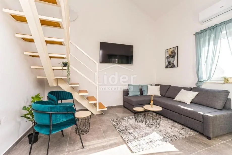 Novalja, 3s+db, 2 Balkona, Namješten, 207.500 €