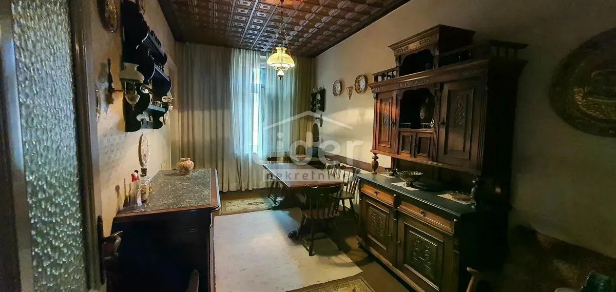 belveder, 205 m2, moguće preinaka u 2 stambene jedinice - slika 10
