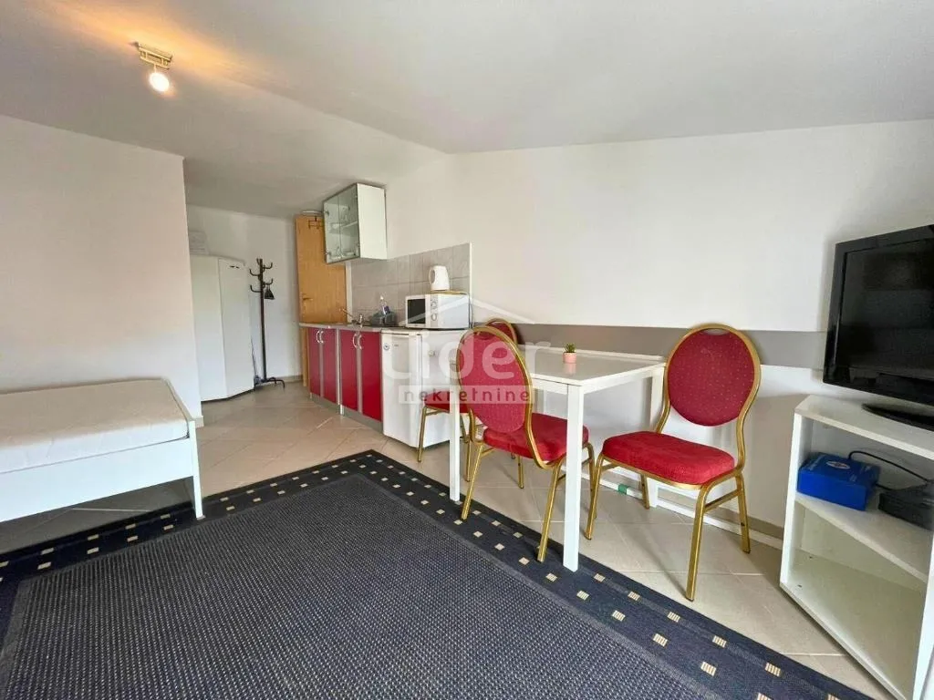 crikvenica, 4 apartmana - slika 2