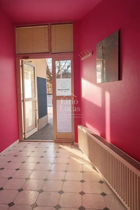 zapadni kolodvor - poslovni prostor 60m2 - prodaja - slika 2